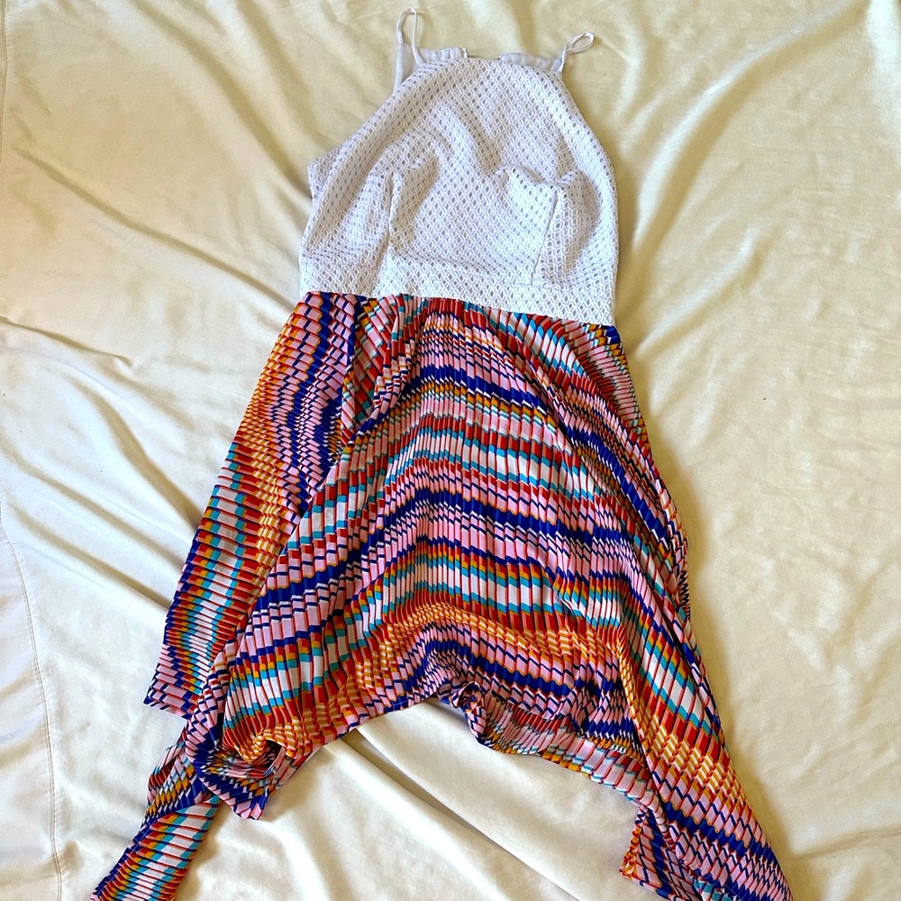 Asymmetric dress